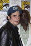 Benicio Del Toro and Djimon Hounsou